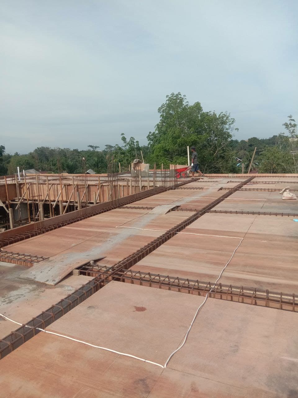 Kerja bakti Pengecoran balak masjid al muhajirin 