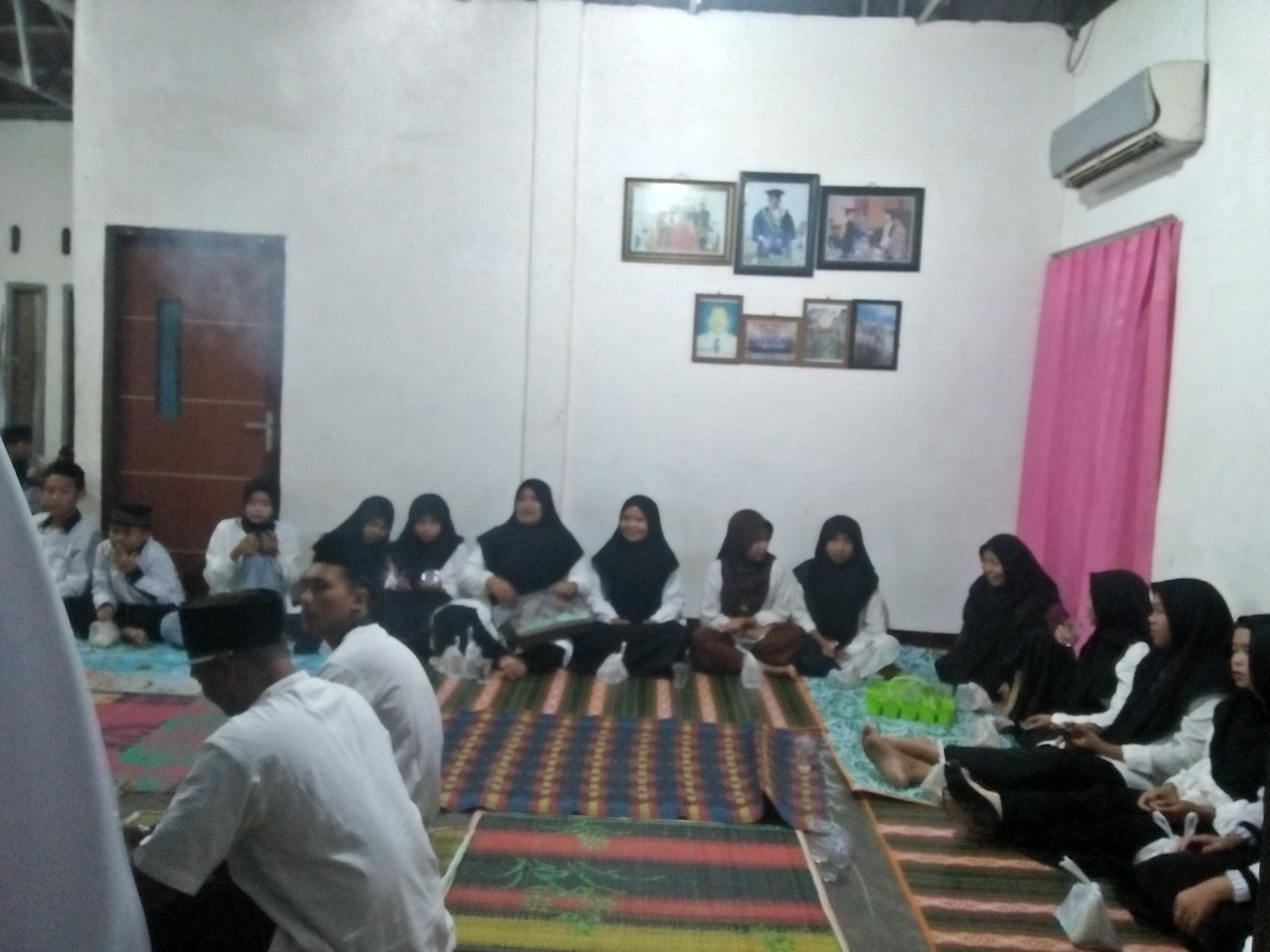 Yasinan di rumah ketua remaja
