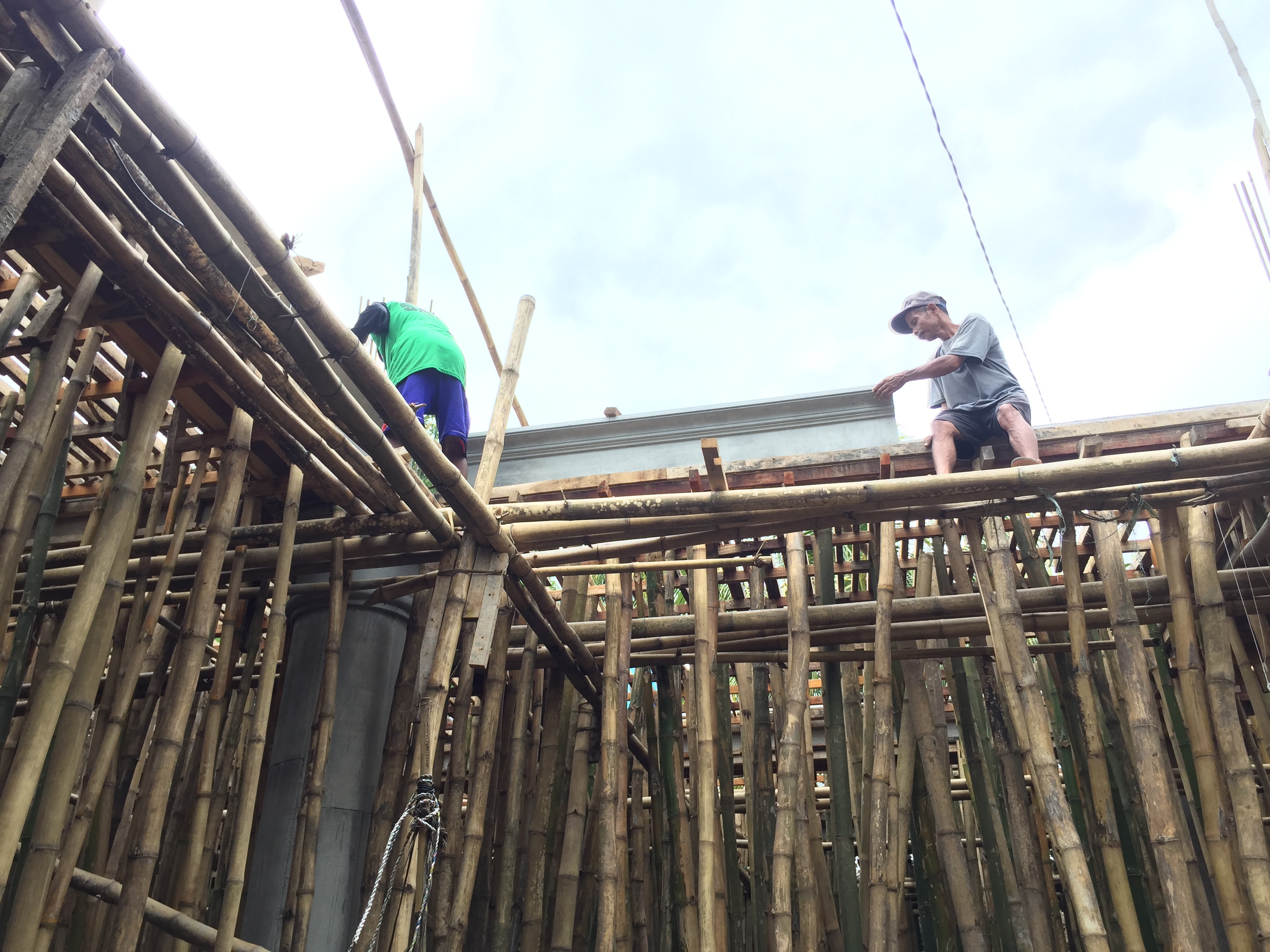 proses pembangunan masjid Nurul Islam Kamput
