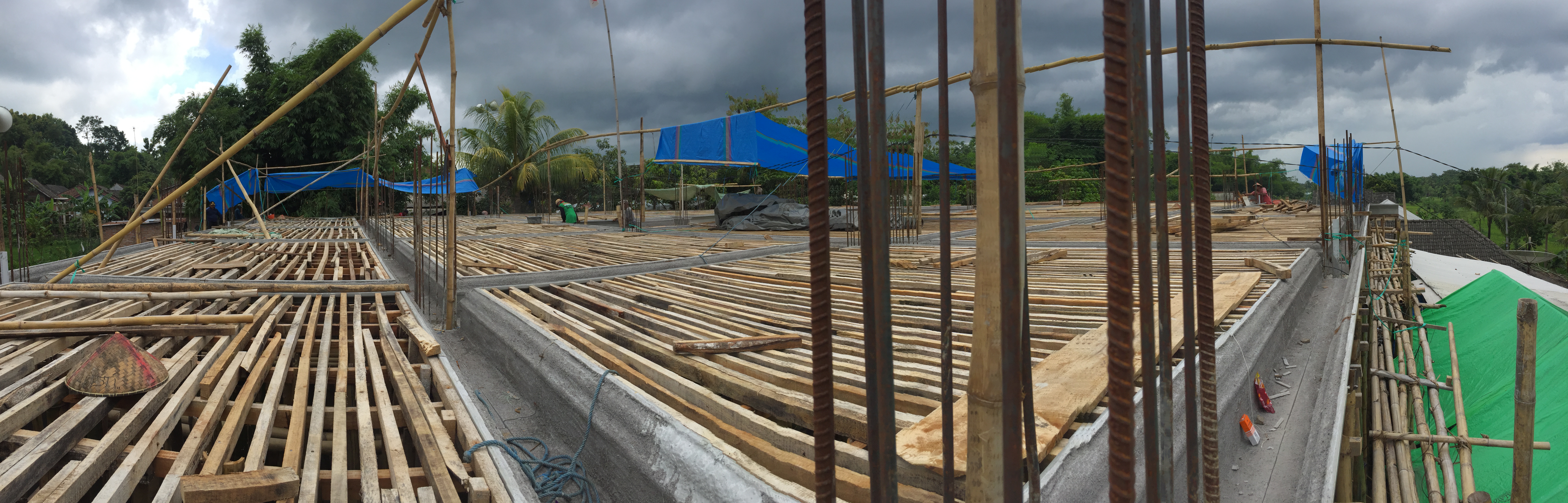 proses pembangunan masjid Nurul Islam Kamput